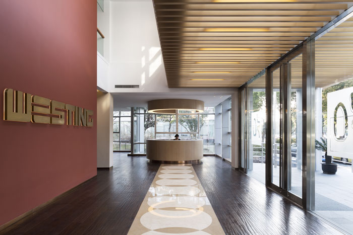 設(shè)計中給予辦公建筑更多自然通風(fēng)。