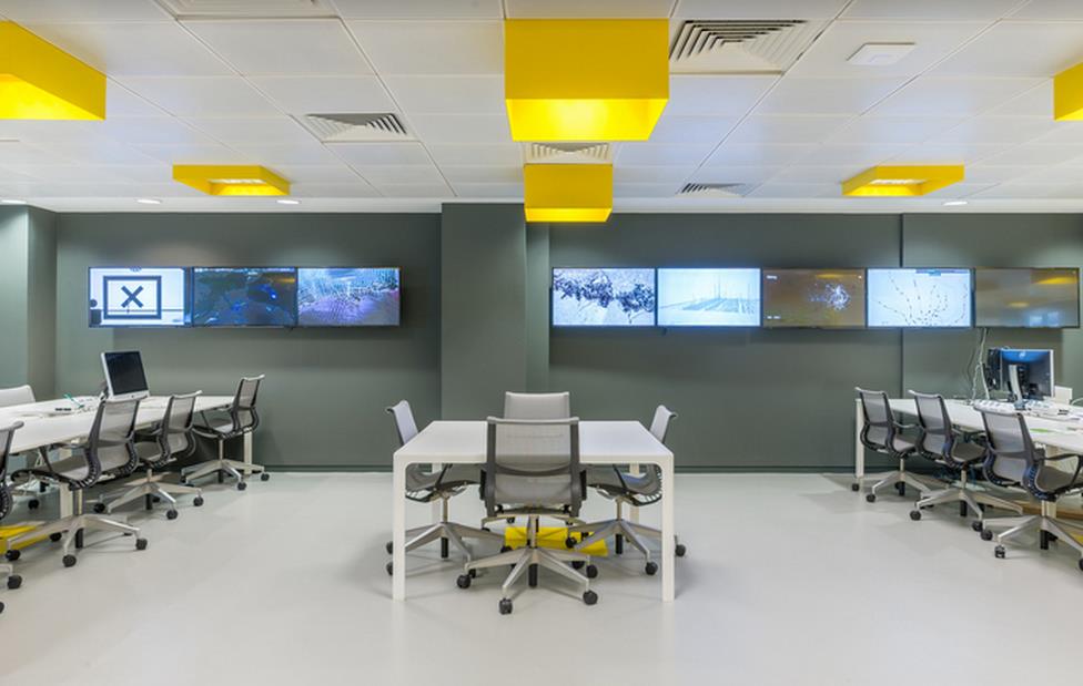 上海辦公室設(shè)計要保證房間的透光性和明亮度